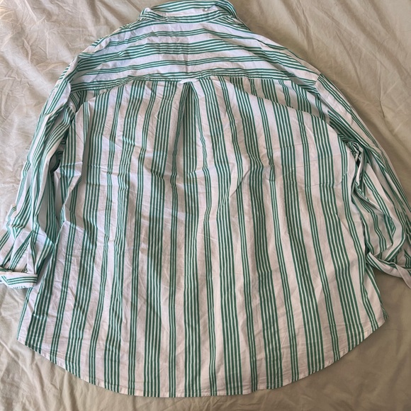 Old navy shirt - Picture 4 of 5